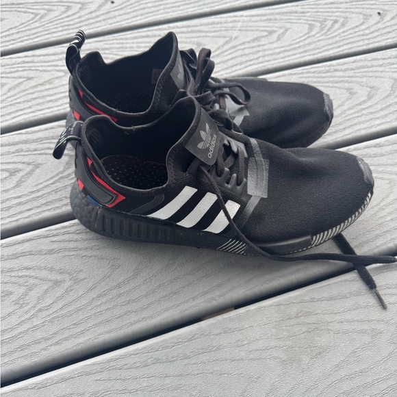 Adidas NMD R1 Black White Red Blue Sneakers Men’s Size 12 main image 6